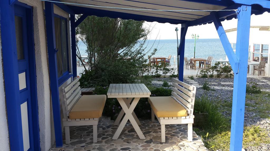 Lipsos Hotel Yeniliman エクステリア 写真