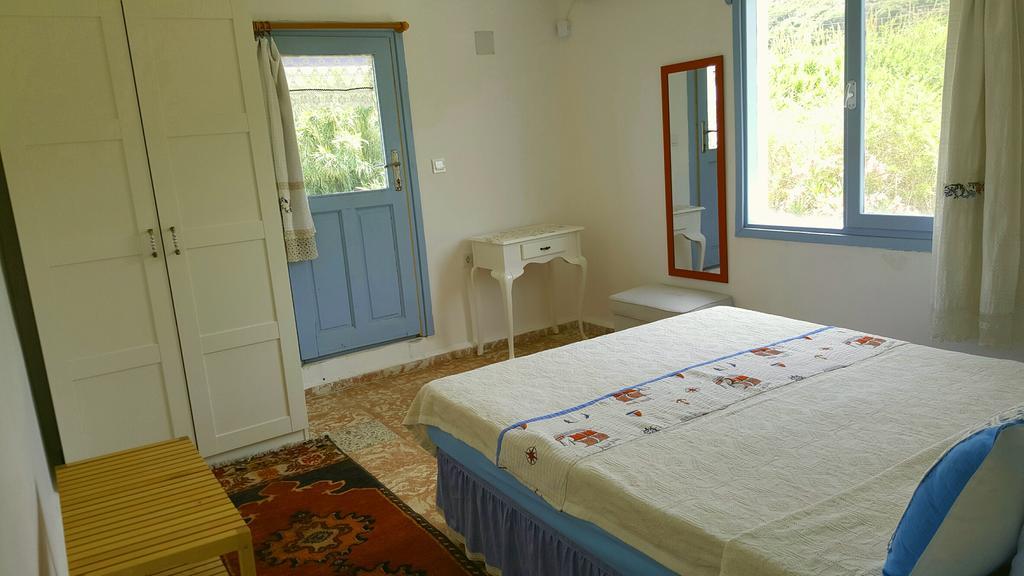 Lipsos Hotel Yeniliman エクステリア 写真